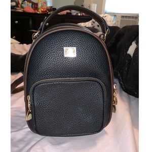 Backpack/crossbody bag